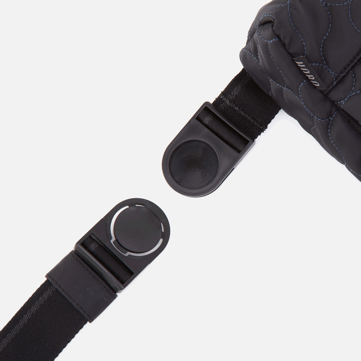 BE HOLD Recycled Nylon Belt Bag in Dune - 图片 5